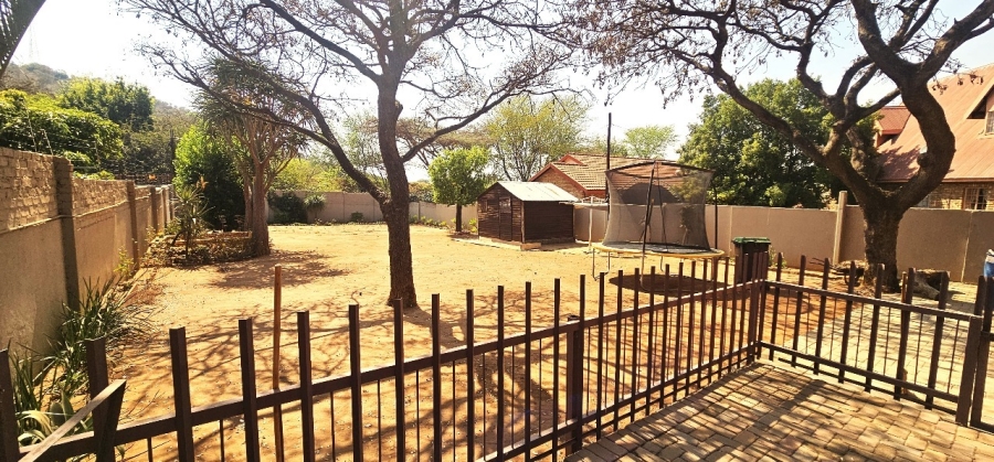 To Let 3 Bedroom Property for Rent in Safari Gardens North West